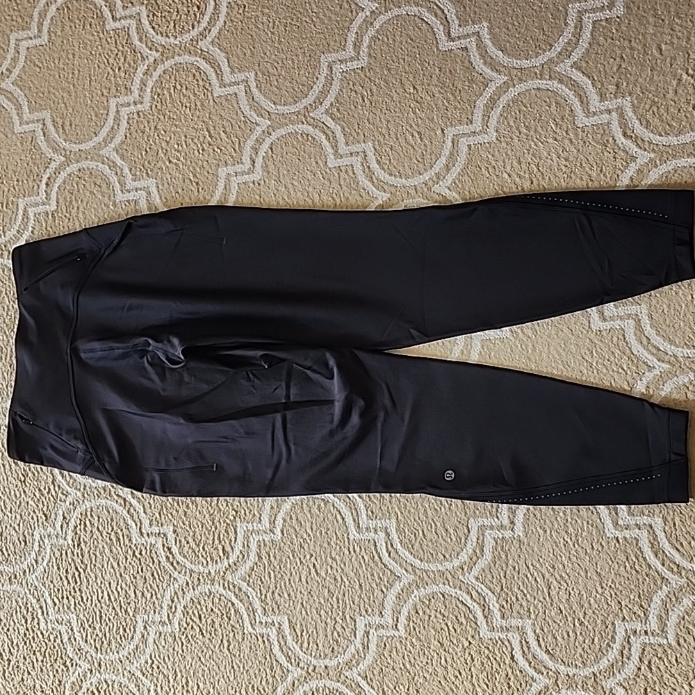 Lululemon Chase The Chill Super High-Rise Pant 28" In Black EUC - Picture 4 of 8